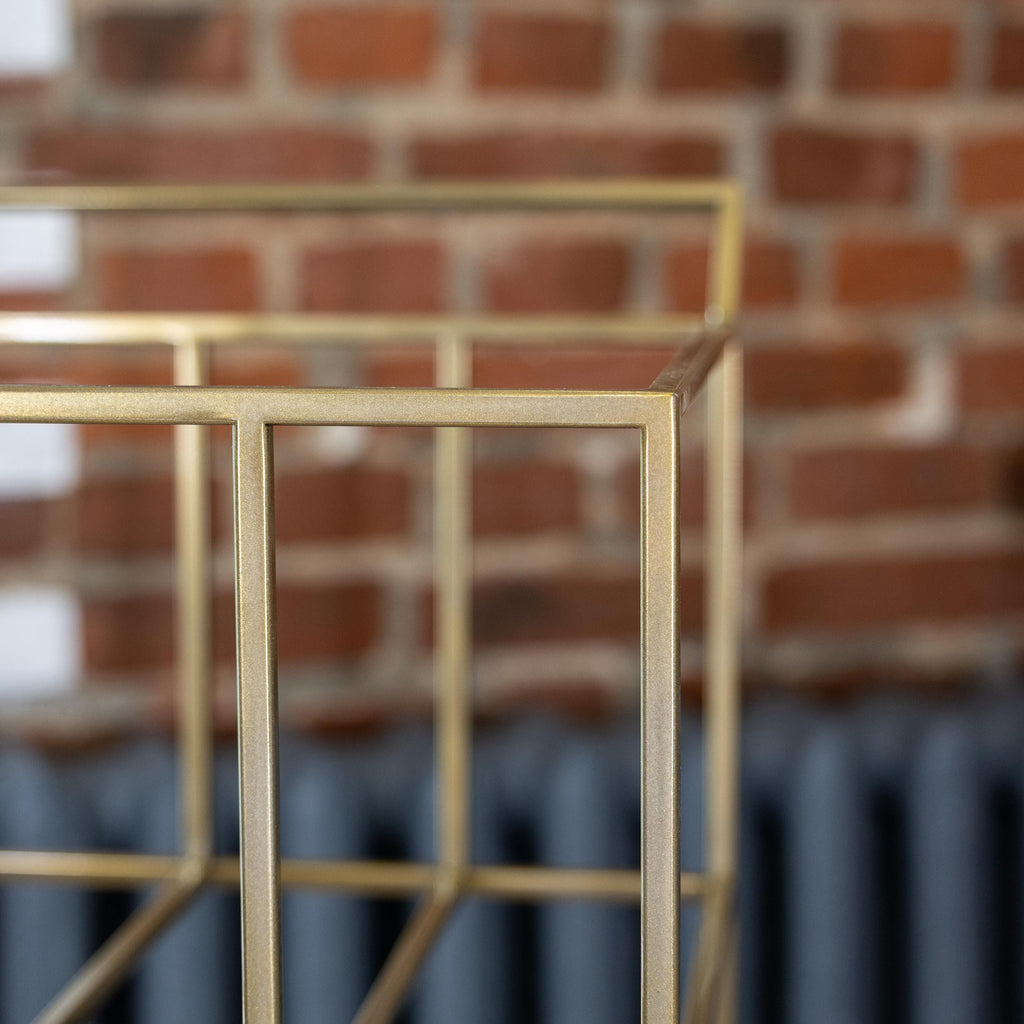 Minimalist Record Holder Stylish Vinyl Rack Modern Stand For LP Storage Handmade Metal Shelf