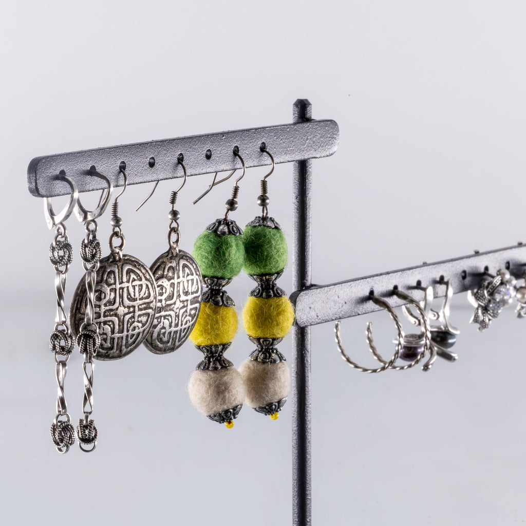 Metal Earring Stand  Minimalist Jewelry Holder for Earrings and Studs