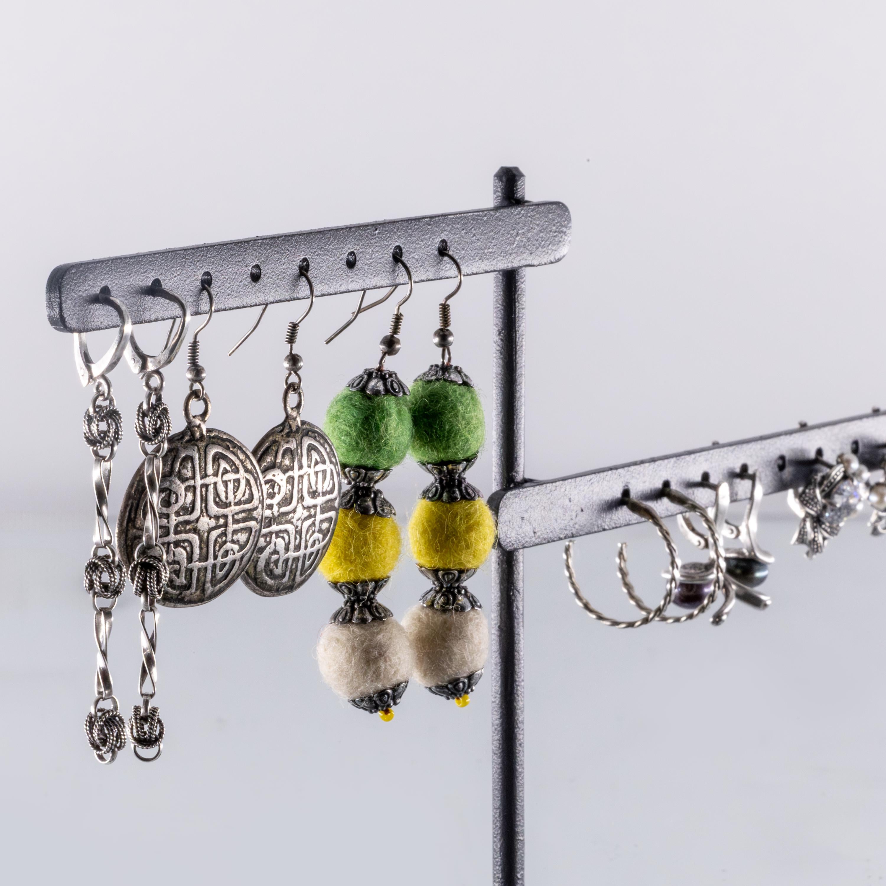 Metal Earring Stand  Minimalist Jewelry Holder for Earrings and Studs